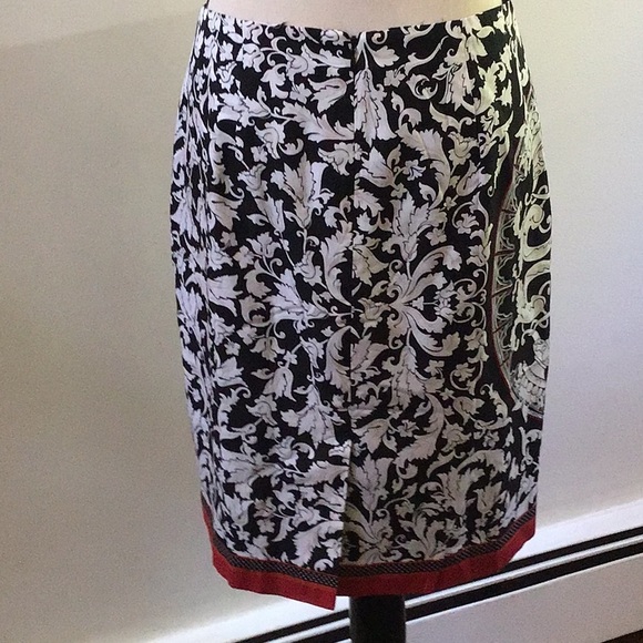 WHBM Damask Silk Blend Pencil Skirt, EUC - Picture 3 of 7